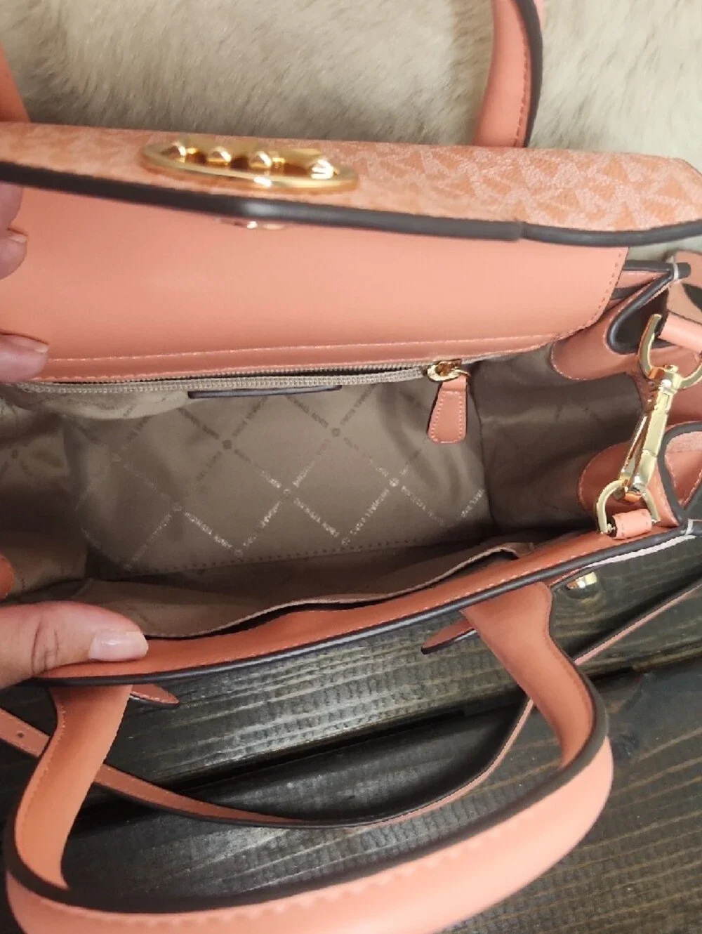 Michael Kors Carmrn Flap Satchel - Picture 10 of 16
